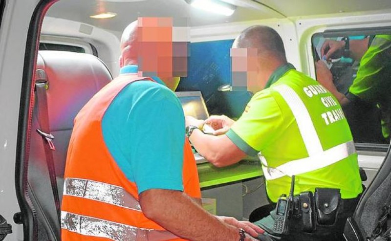 <span style='color:#780948'>ARCHIVED</span> - Tropical fruit lorry driver arrested in Cieza 5 times over the alcohol limit