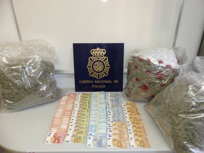 <span style='color:#780948'>ARCHIVED</span> - Mucho marijuana found on the outskirts of Murcia
