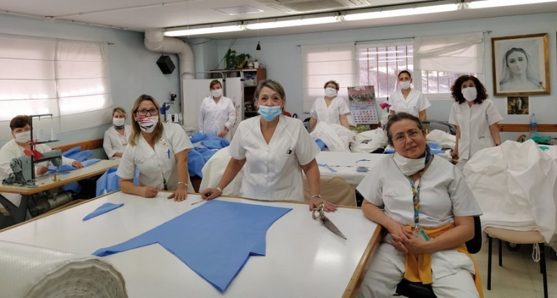 <span style='color:#780948'>ARCHIVED</span> - Murcian health service says leave mask-making to the professionals