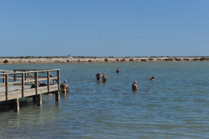 <span style='color:#780948'>ARCHIVED</span> - Mud bathing and beaches open in San Pedro del Pinatar