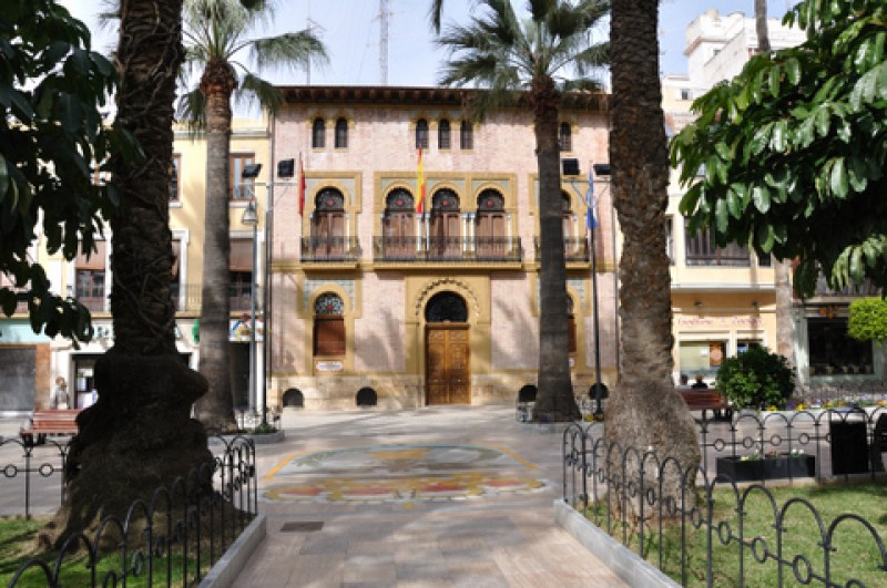 <span style='color:#780948'>ARCHIVED</span> - Free guided tour of historical Águilas town centre during July and August