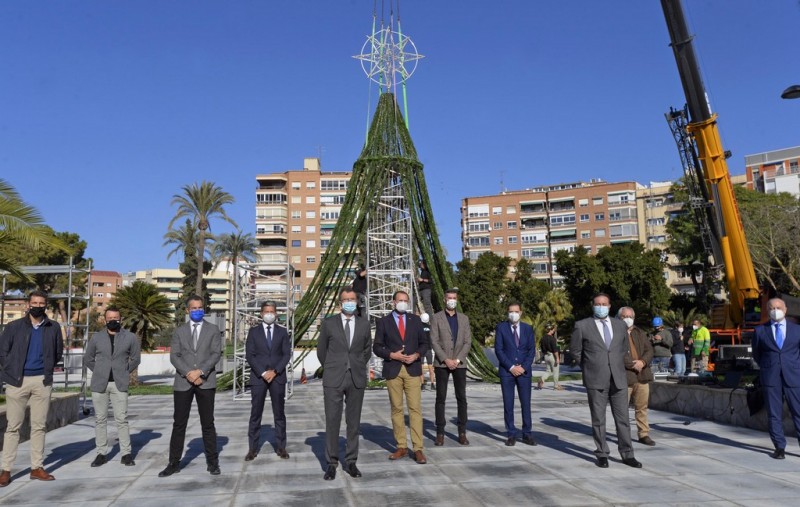 <span style='color:#780948'>ARCHIVED</span> - Murcia city determined to maintain a little sparkle despite covid restrictions