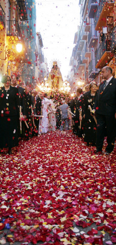 Fiesta de la Virgen de los Desamparados, Valencia