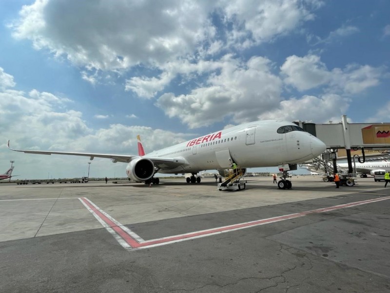 <span style='color:#780948'>ARCHIVED</span> - Iberia sends its largest plane to repatriate Spaniards caught out by flights ban in Morocco