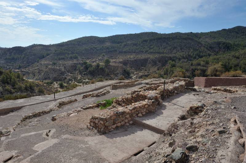 <span style='color:#780948'>ARCHIVED</span> - July 30 and 31 Guided astronomical tours of the 4,000-year-old La Bastida site in Totana by starlight