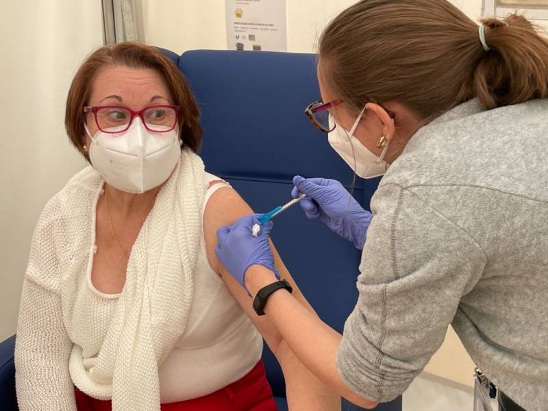 Murcia begins flu vaccine and Covid booster jab campaigns