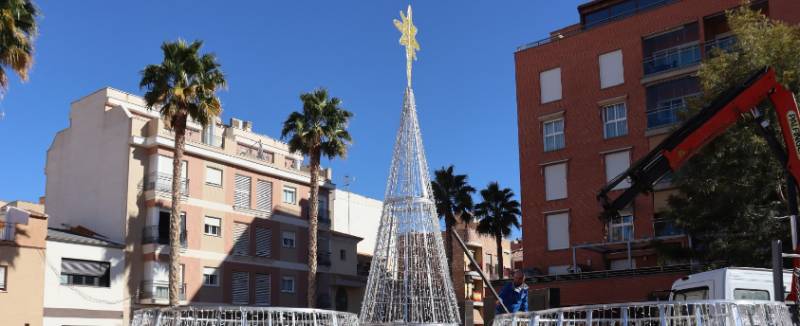 Lorca gets set for the big Christmas light switch on: December 3