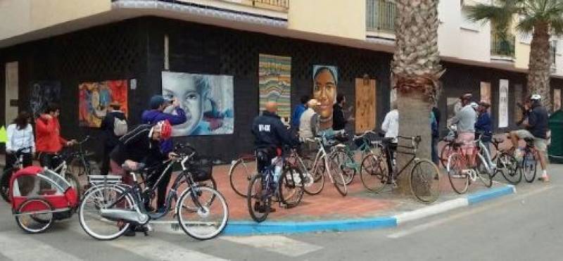 April 20 Free bike tour of urban street art in Los Alcazares