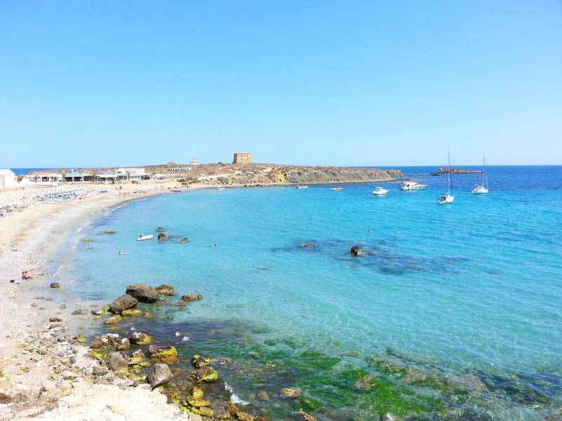 Heavily decomposed body found floating off the coast of Tabarca, Alicante