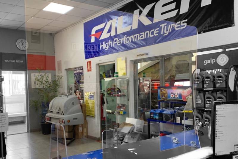 Decklid Car Mechanic and Auto Services