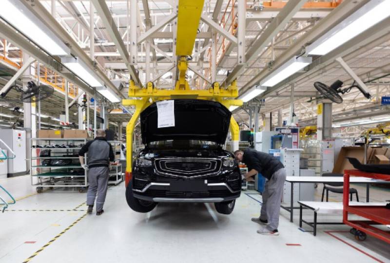 EU backtracks on banning sale of petrol cars from 2035