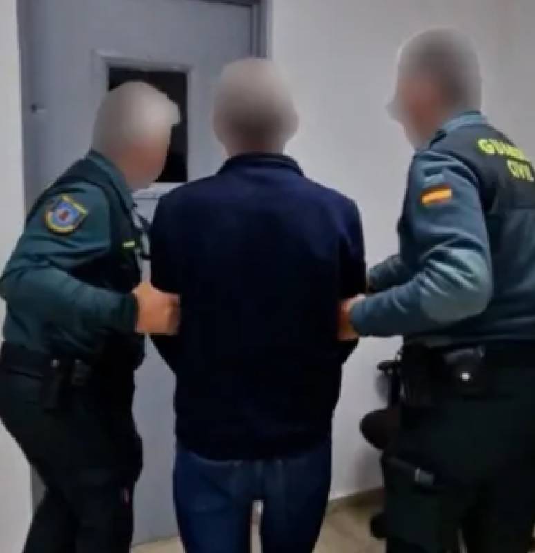 Brit arrested after 7kg of cocaine found in car at Denia ferry port