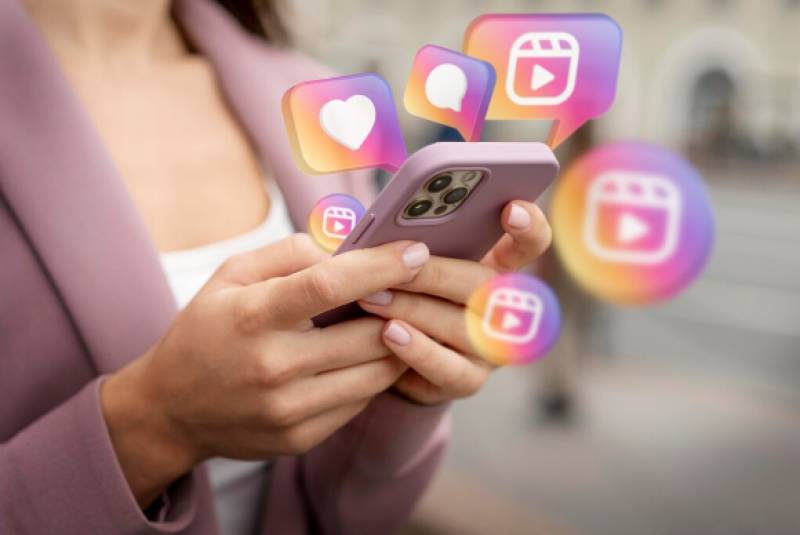 Spain vows to follow Australia and ban social media for under 16s